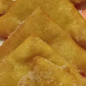Sopapillas.